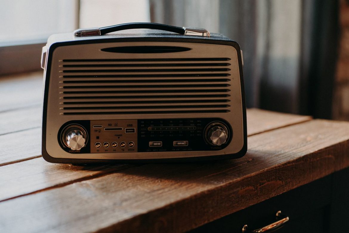 Історія винайдення радіо