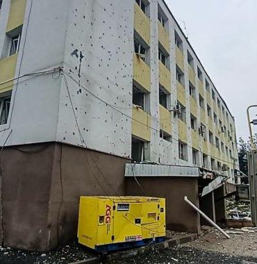 зруйнована будівля